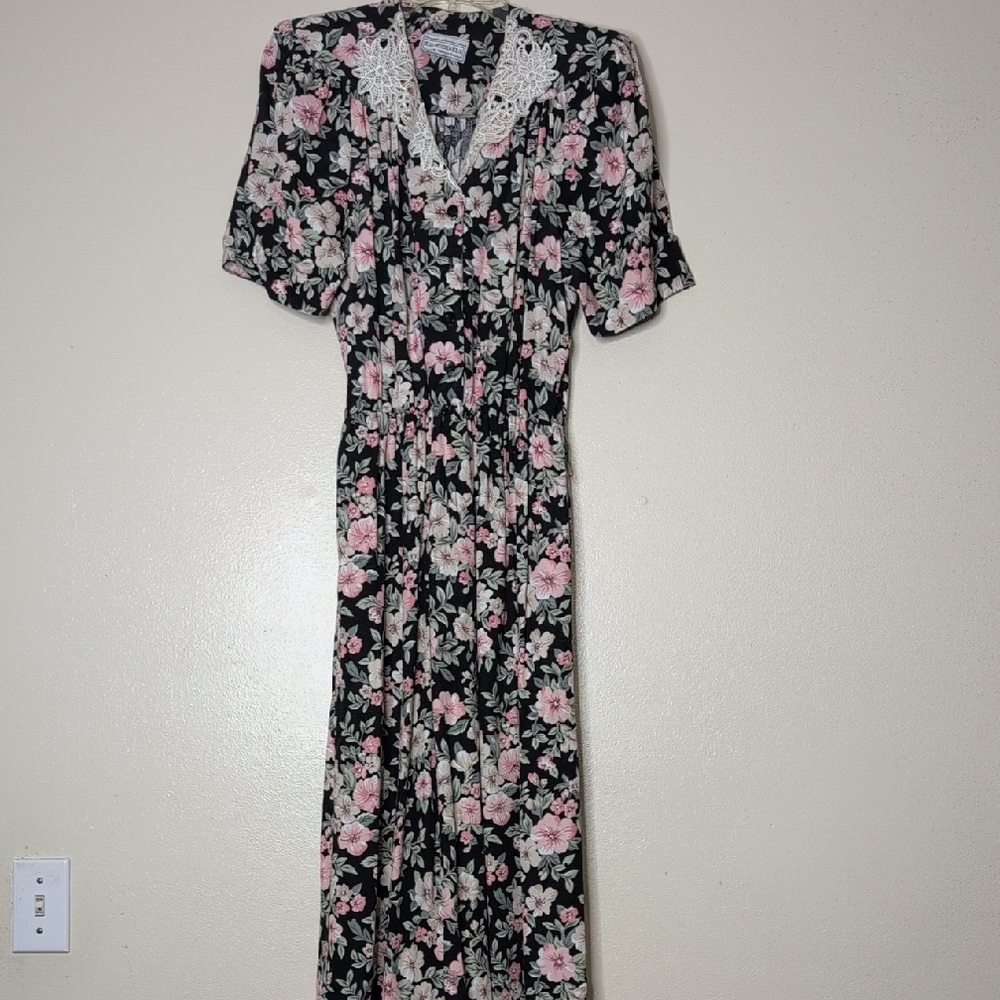 E.D.Michael by Melanie Drucker Floral Black Pink Dress with Lace Collar Size S